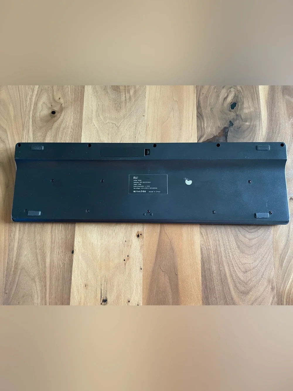 Black Slim Wireless Keyboard with Numeric Keypad
